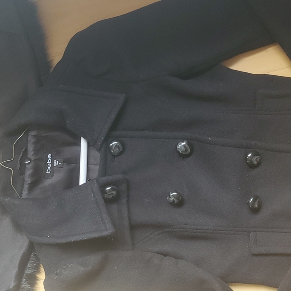 Pea coat bebe size small. Waist line with detachable faux collar. - Picture 3 of 5